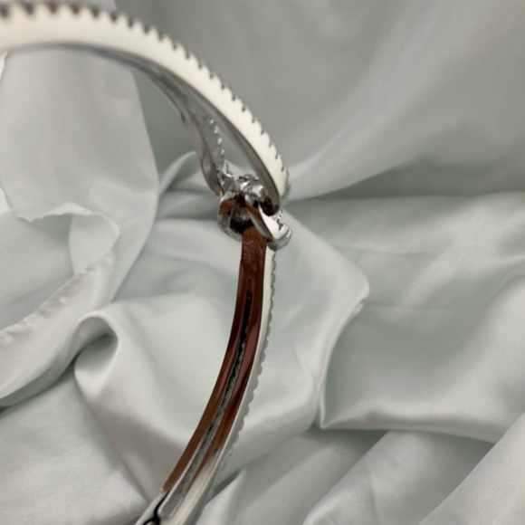 Classic Wedding Silver Crystal Bracelet - Picture 5 of 8